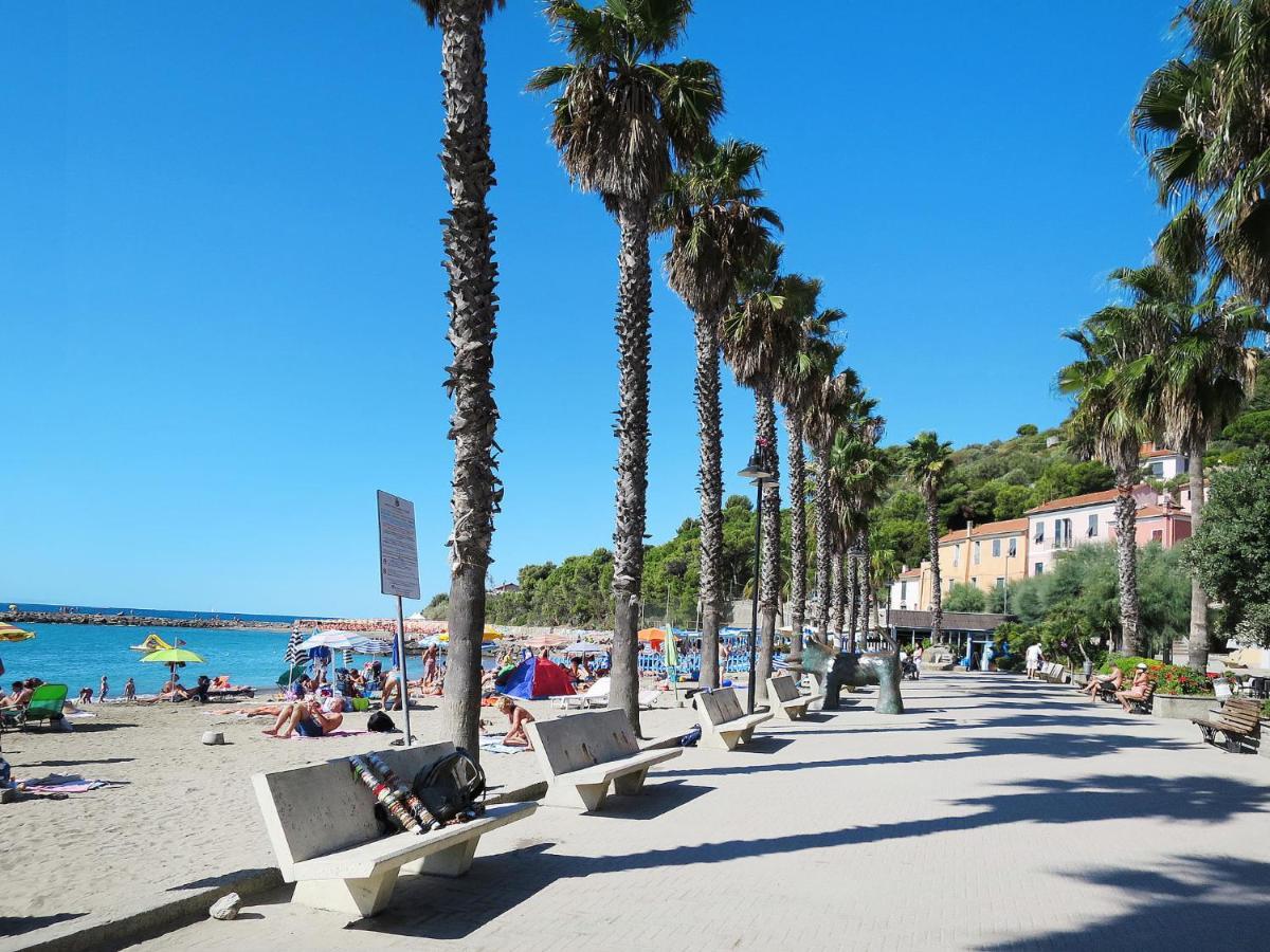 Apartment Ketty - Slr110 By Interhome San Lorenzo al Mare Exterior foto